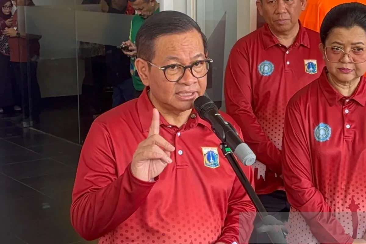 Sở Y tế Hà Nội trao lại giấy phép hoạt động cho Phòng khám Da liễu St. Paul